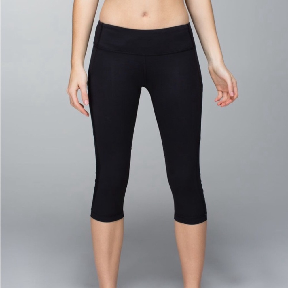 Lululemmon Capri tights - Picture 1 of 5